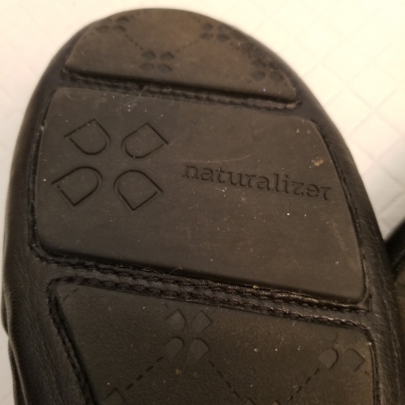 Naturalizer N5 Comfort Black Leather Cap Toe Ballet Flats, Size 8N - Picture 5 of 6